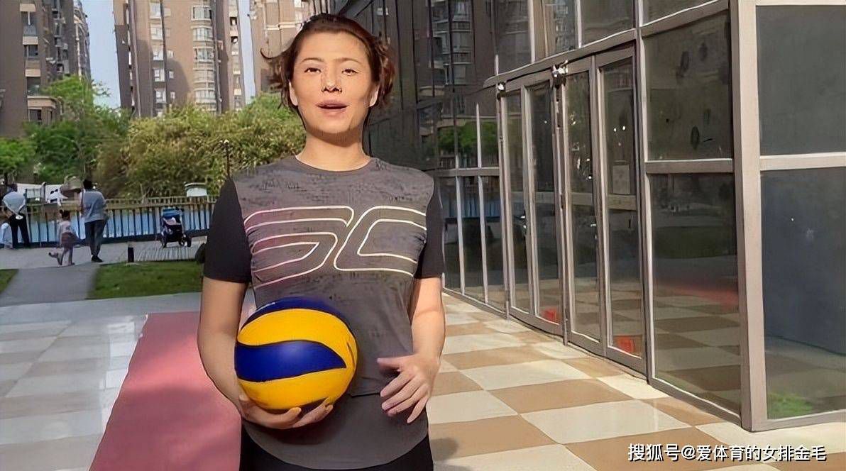杨露禅跟陈玉娘之间的豪情升温，陈栽秧跟父亲之间的感情纠葛，方剂敬带着年夜炮轰炸全村的悲凉，陈长兴为解救全村单身抗敌的霸气，都起头在片子里渐渐的展叙开来。